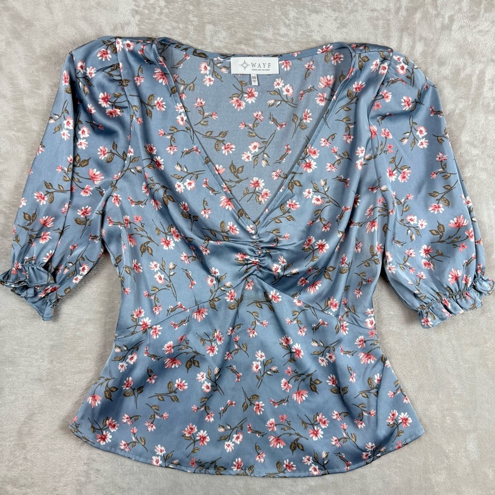 WAYF Blue Floral Blouse XS Puff Sleeve Ruched Front Peplum Top Cottagecore